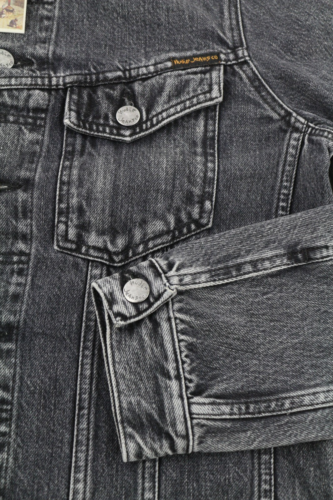 NUDIE JEANS Billy Grey Stardust vyriška S dydžio blukinta džinsinė polo apykaklė 