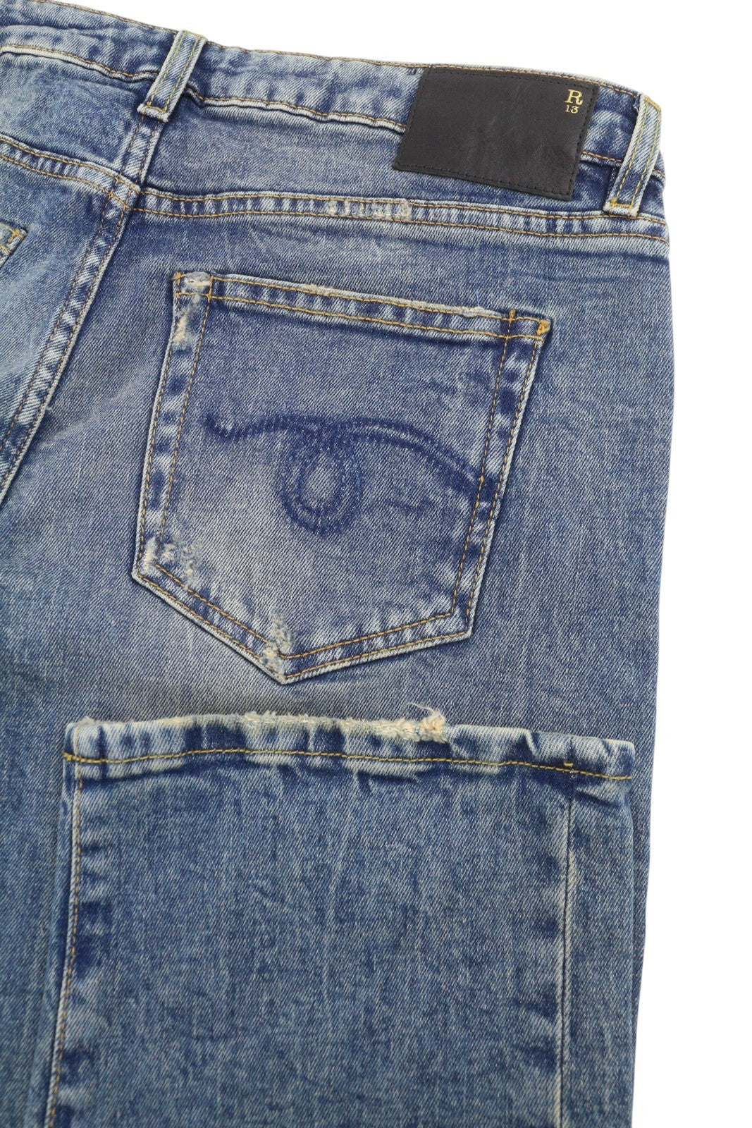 R13 berniukiški tiesūs moteriški džinsai 28 Kelly tamprūs trumpi užtrauktuku, išblukintos mėlynos spalvos RRP699 