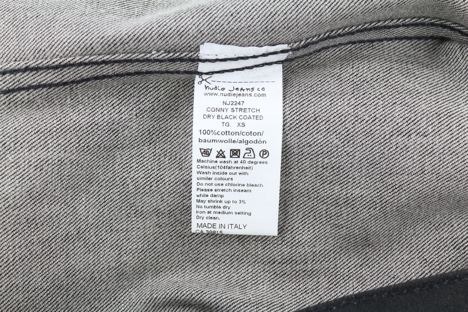NUDIE JEANS Conny Stretch Dry juodi vyriški polo marškinėliai su XS dydžio džinsu ir kišenėmis 
