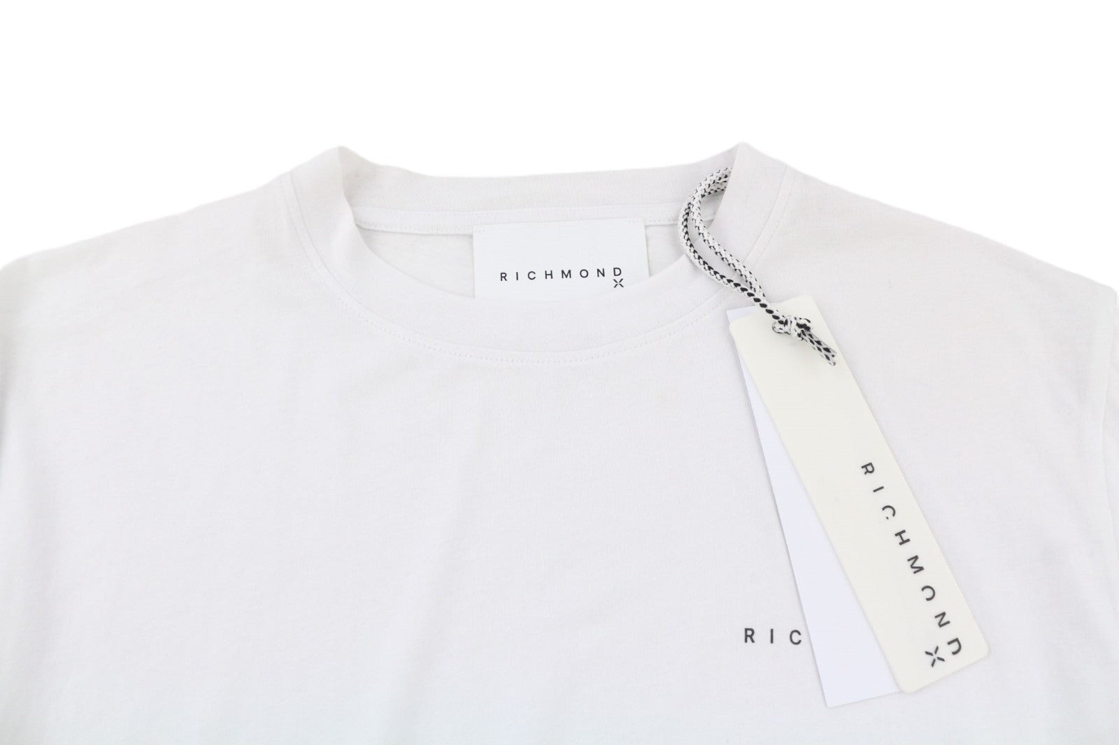 JOHN RICHMOND vyriški marškinėliai M, balti, apvalūs, trumpomis rankovėmis, medvilniniai, laisvi, visiems metų laikams 