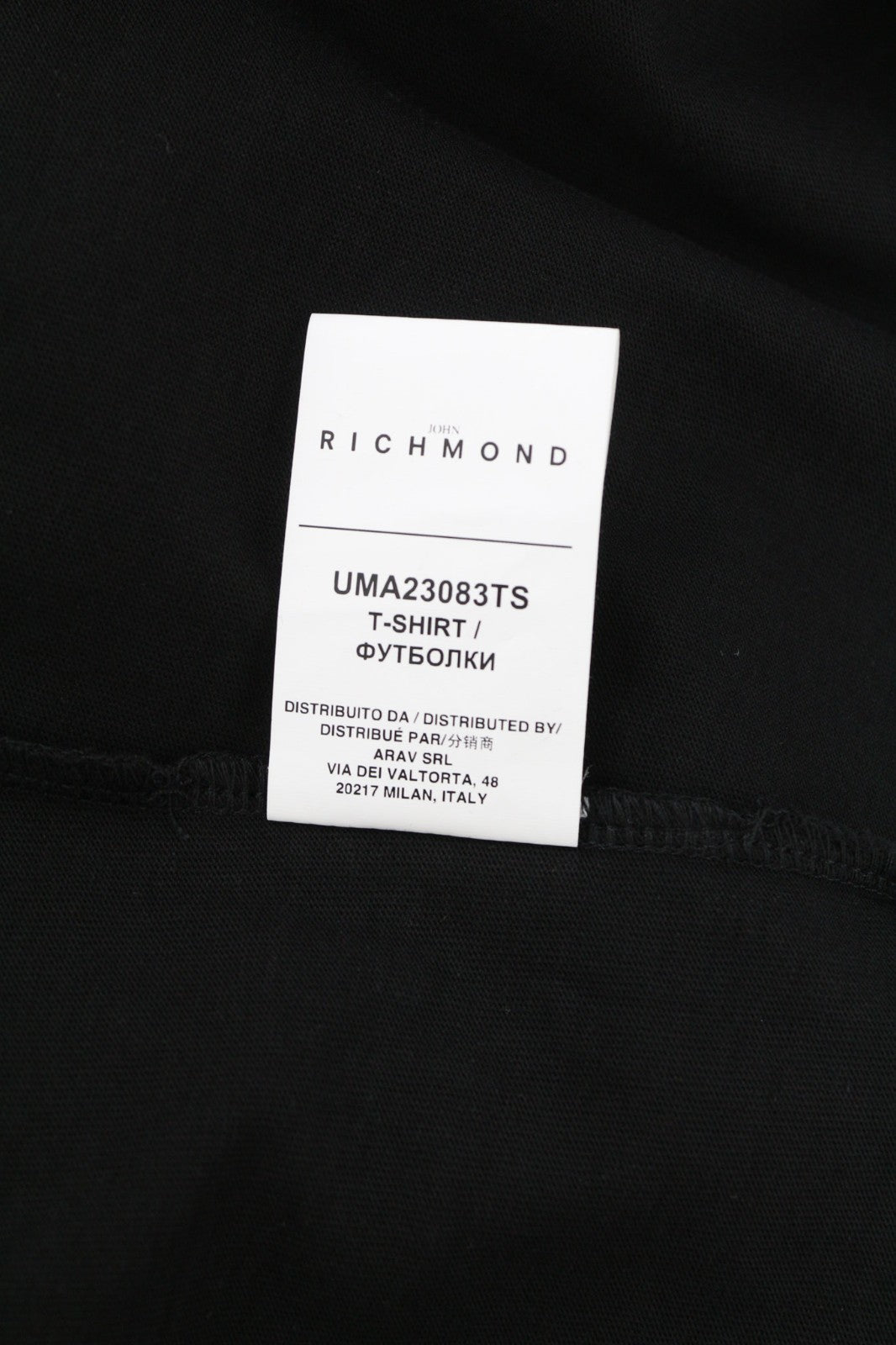 JOHN RICHMOND vyriški marškinėliai M, juodi, apvalūs, trumpomis rankovėmis, medvilniniai, su užtrauktuku ir kišene, logotipu 