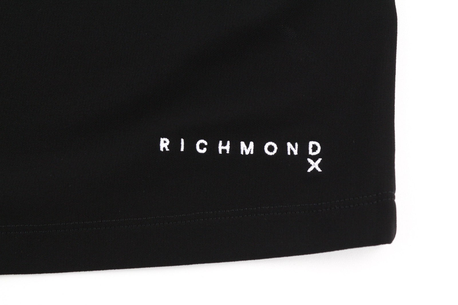 RICHMOND moteriški marškinėliai S juodi su apvalia iškirpte ir trumpomis rankovėmis, logotipu visiems metų laikams 