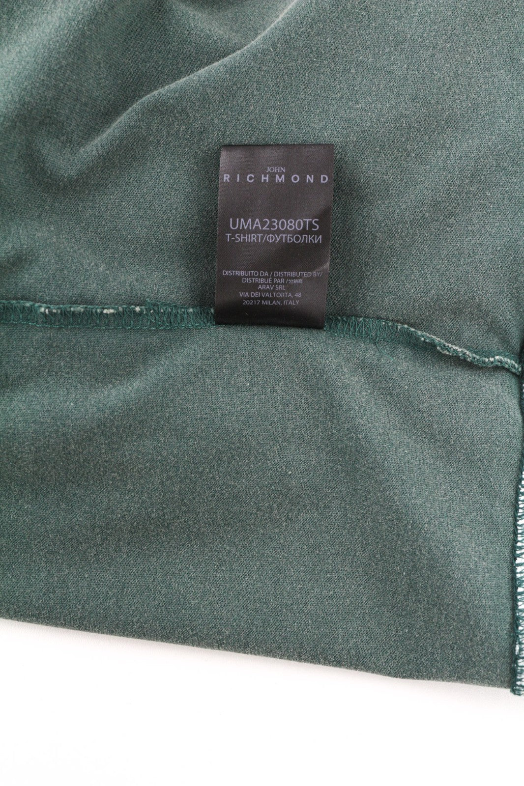JOHN RICHMOND vyriški marškinėliai L dydžio žali, apvalia kaklo iškirpte, su antsiuvu ir trumpomis rankovėmis 
