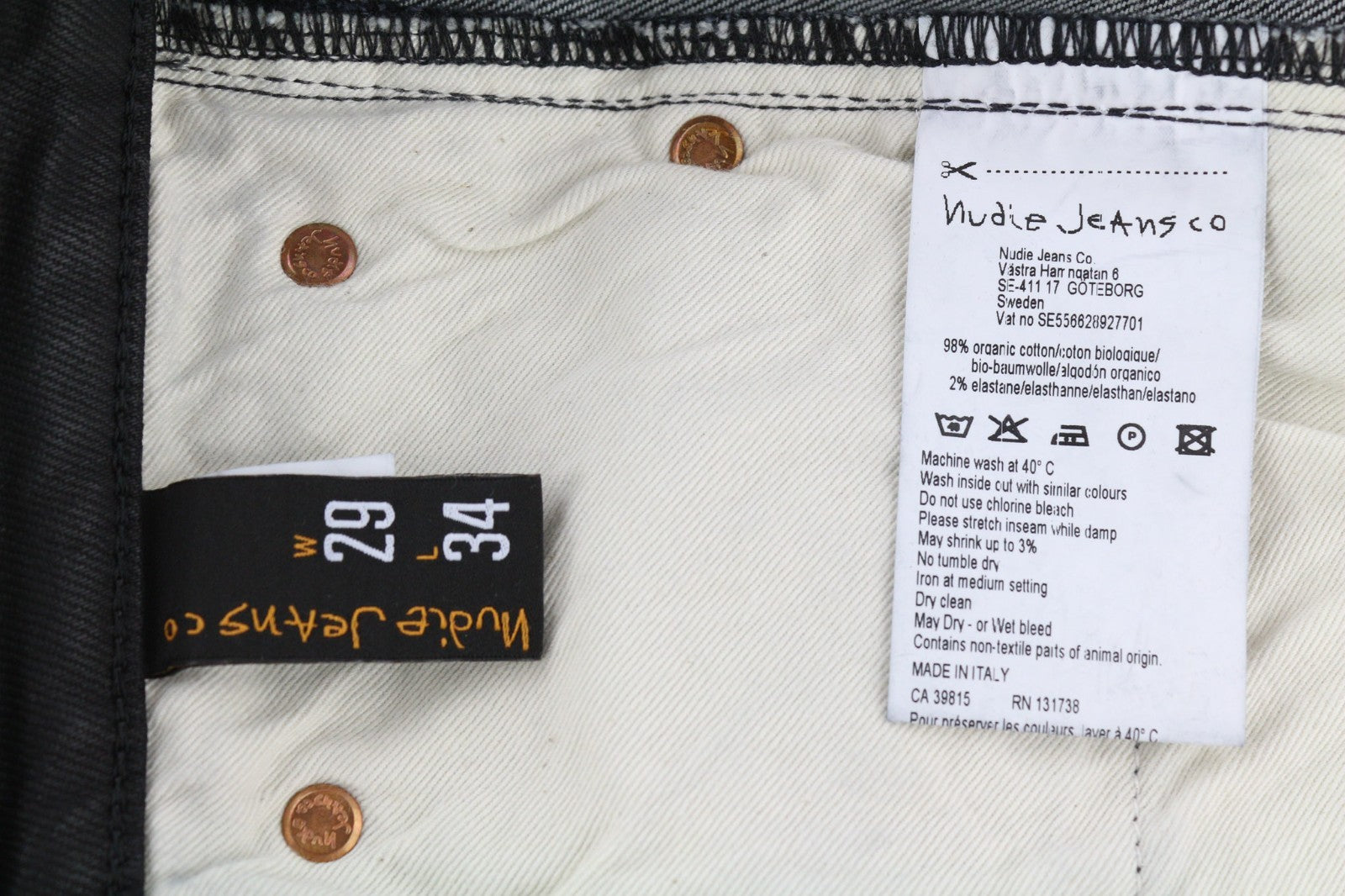 NUDIE JEANS vyriški aptempti džinsai W29/L34 juodi su juodu dengtu organiniu džinsu 