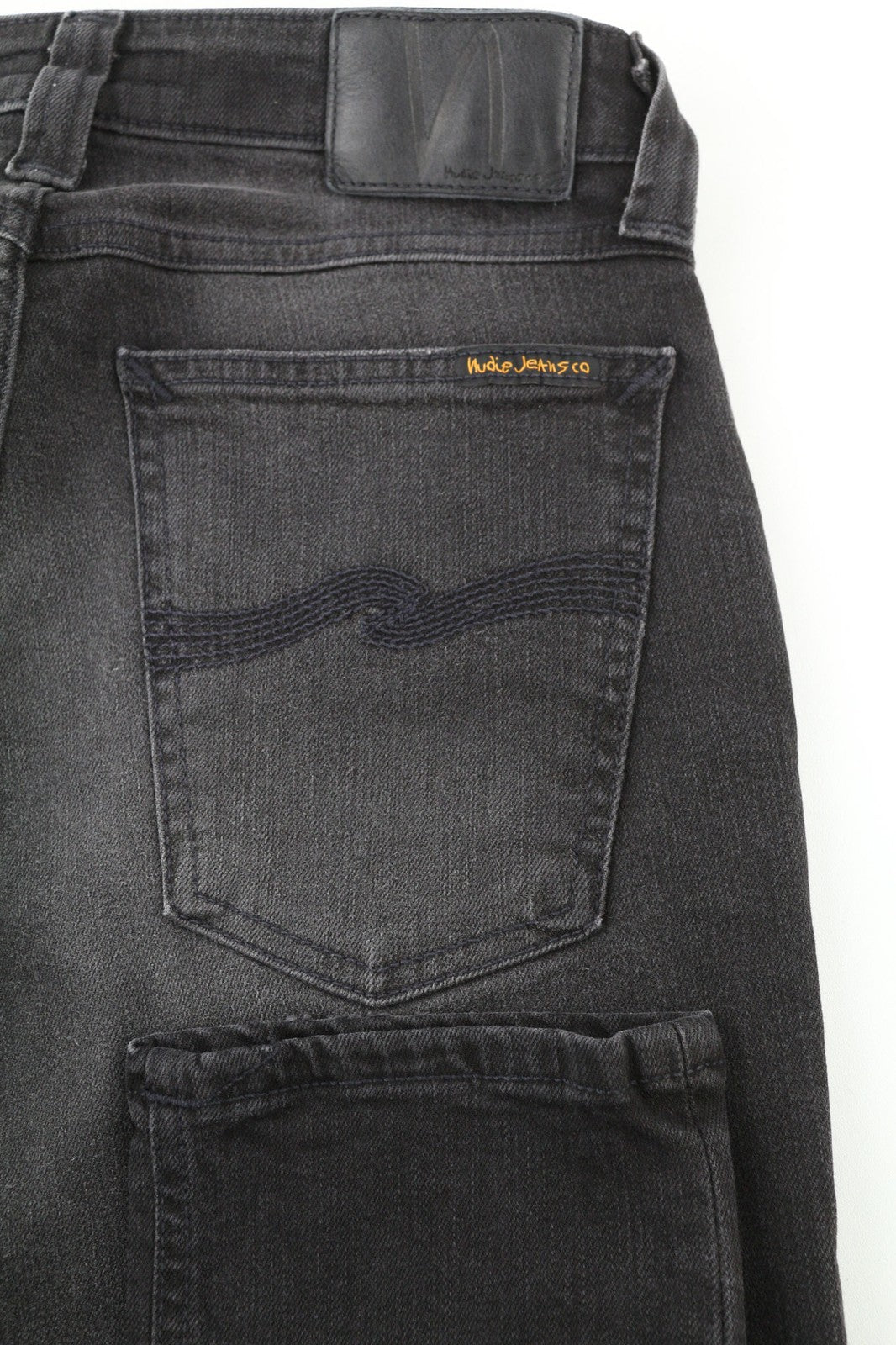 NUDIE JEANS Skinny Lin dėvėti juodi vyriški džinsai W28/L32 su pažeistomis kišenėmis ir išblukusiomis detalėmis 