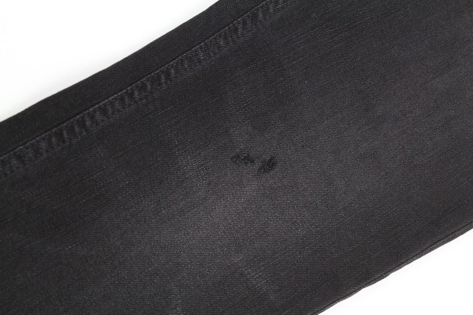 NUDIE JEANS Skinny Lin dėvėti juodi vyriški džinsai W29/L32 ekologiškas džinsinis audinys su išblukusiu užtrauktuku 