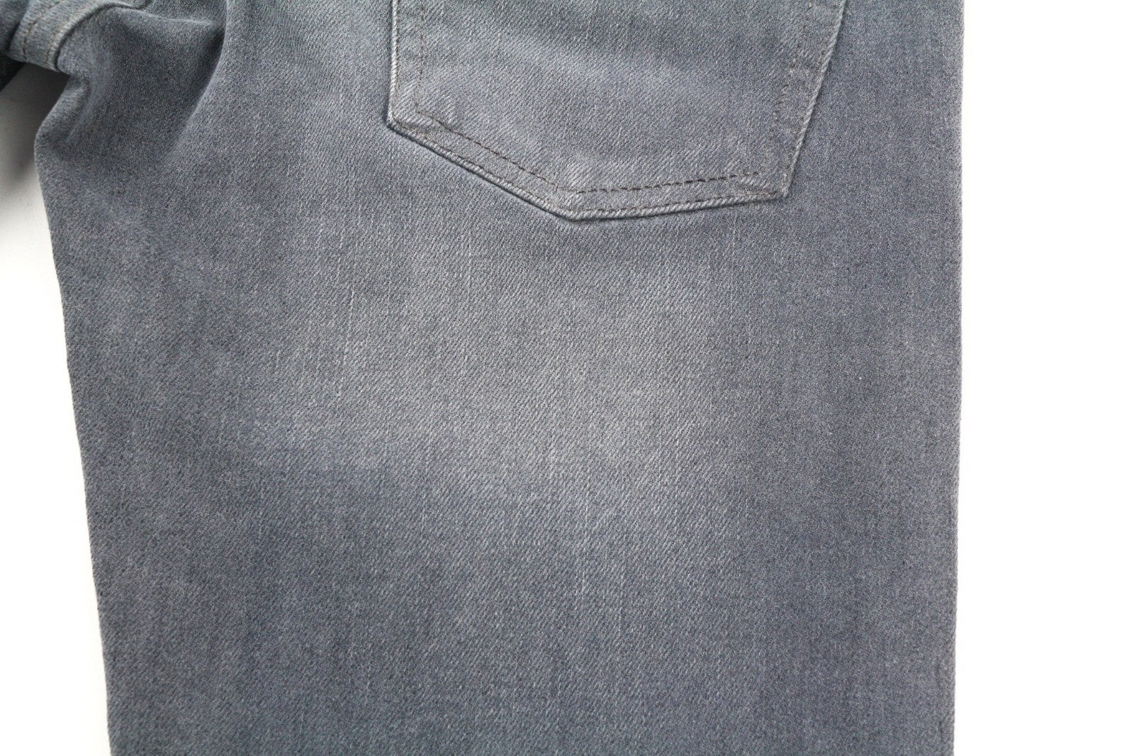 NUDIE JEANS Thin Finn vyriški džinsai W28/L32 Slim Stretch, skalbtos pilkos spalvos 