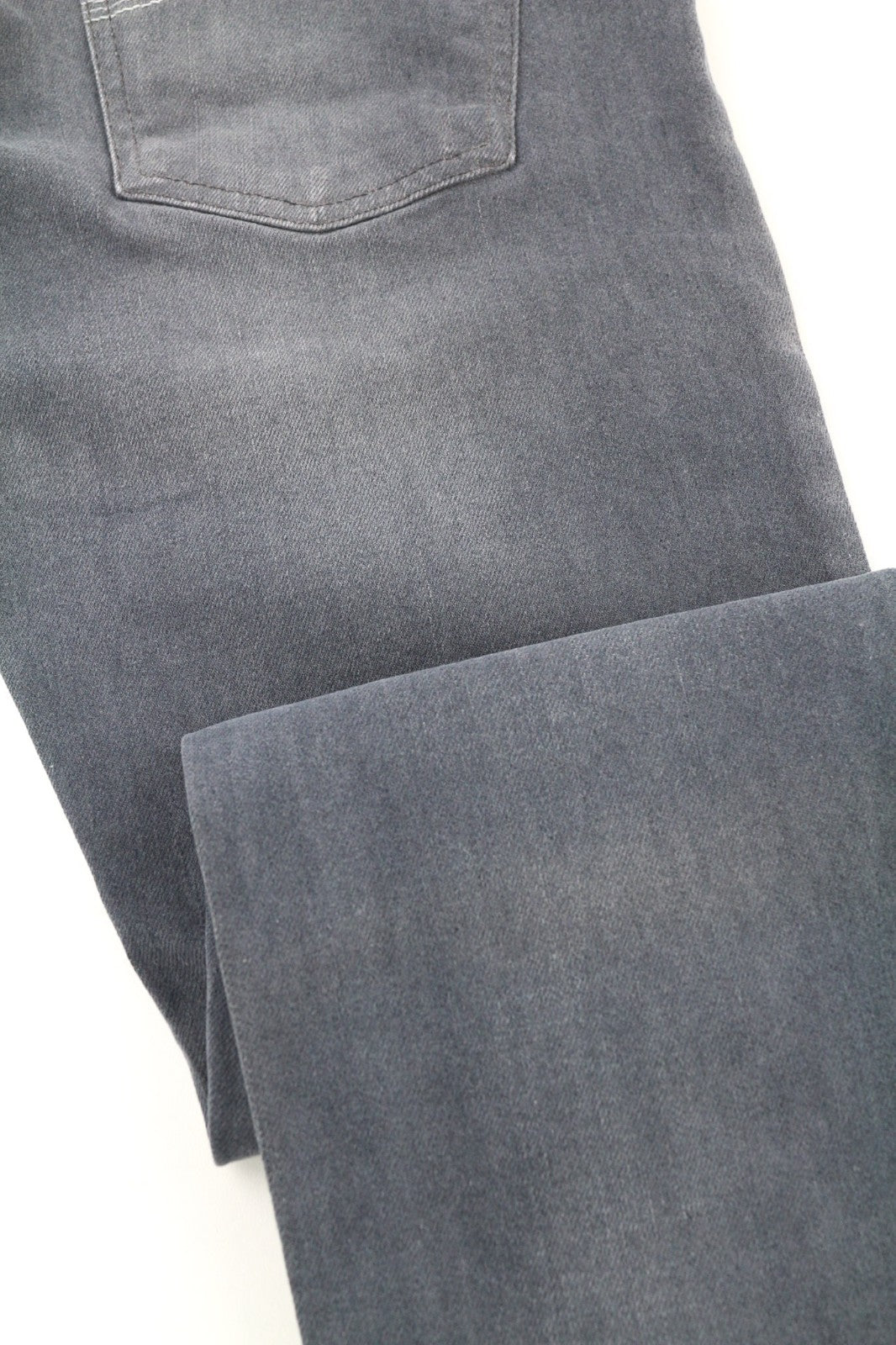 NUDIE JEANS ploni Finn vyriški džinsai W31/L32 ploni pilki tamprūs skalbti laisvalaikio stiliaus 