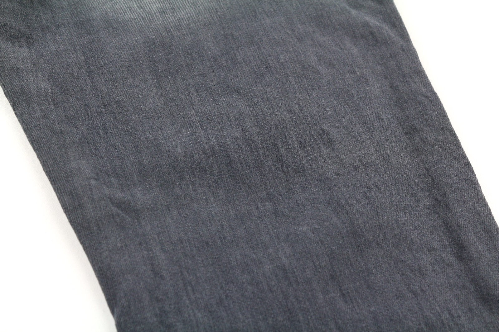 NUDIE JEANS vyriški aptempti ilgi džinsai W34/L34 tamsiai pilki, ploni, skalbto kirpimo 