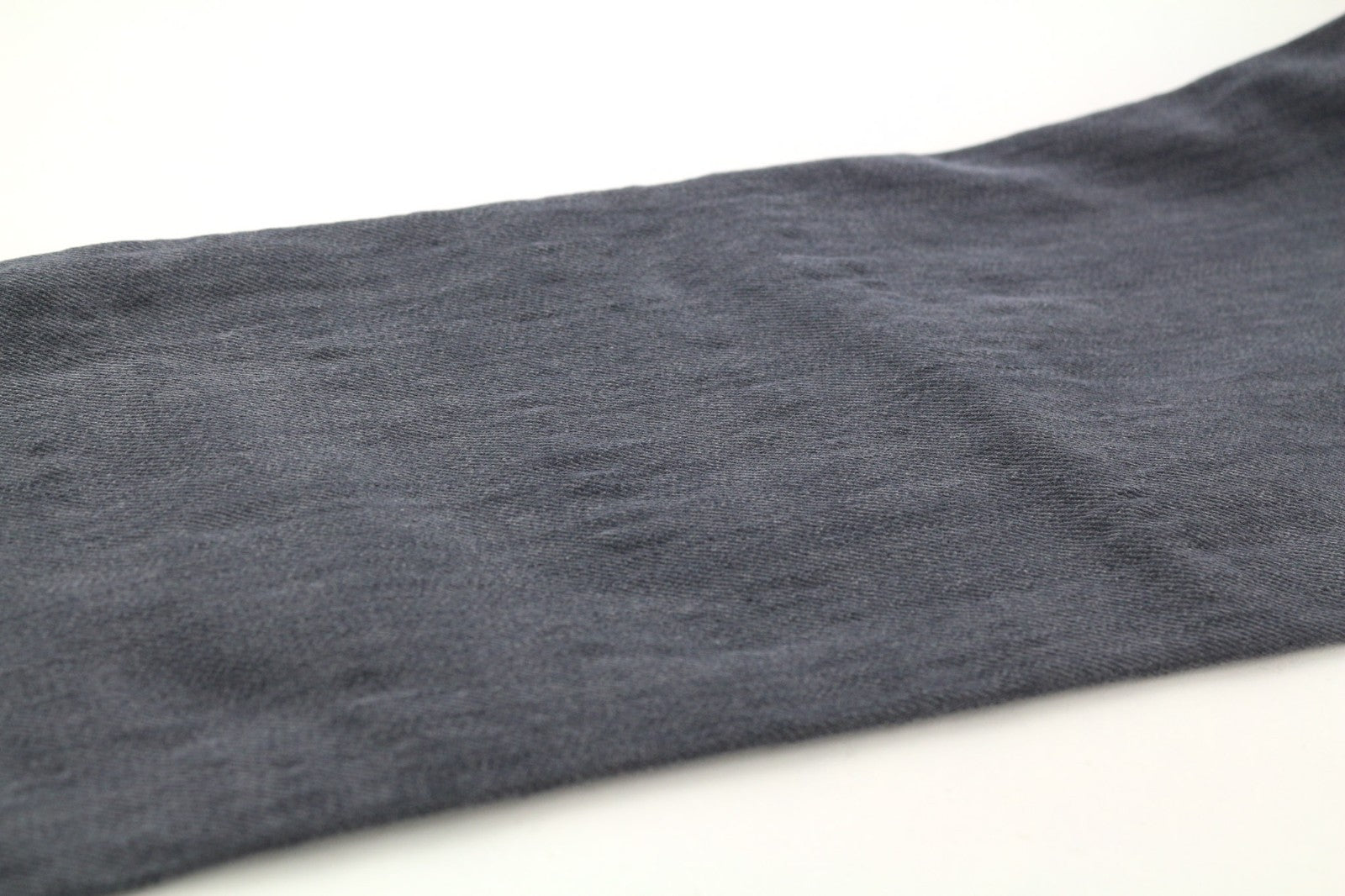 NUDIE JEANS vyriški aptempti ilgi John džinsai W30/L34 tamsiai pilki, ploni, organinio kirpimo, užtrauktuku 