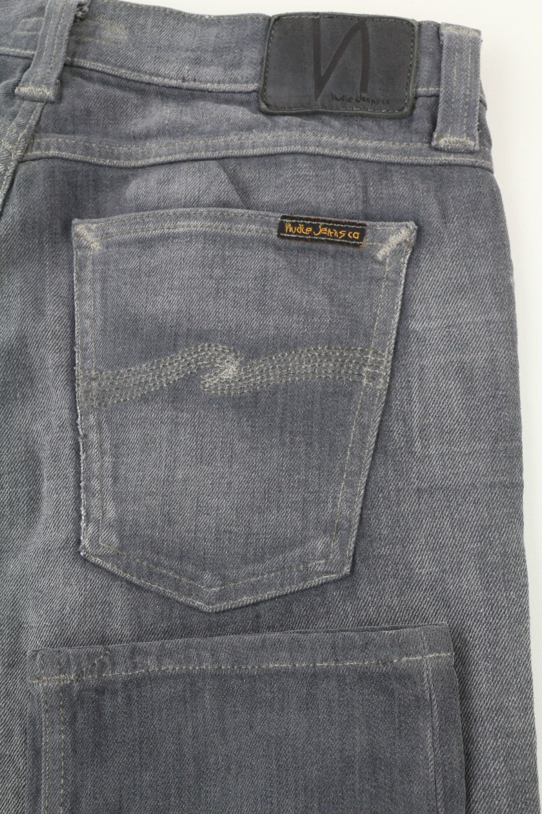 NUDIE JEANS vyriški aptempti ilgi John džinsai W30/L34 tamsiai pilki, ploni, organinio kirpimo, užtrauktuku 