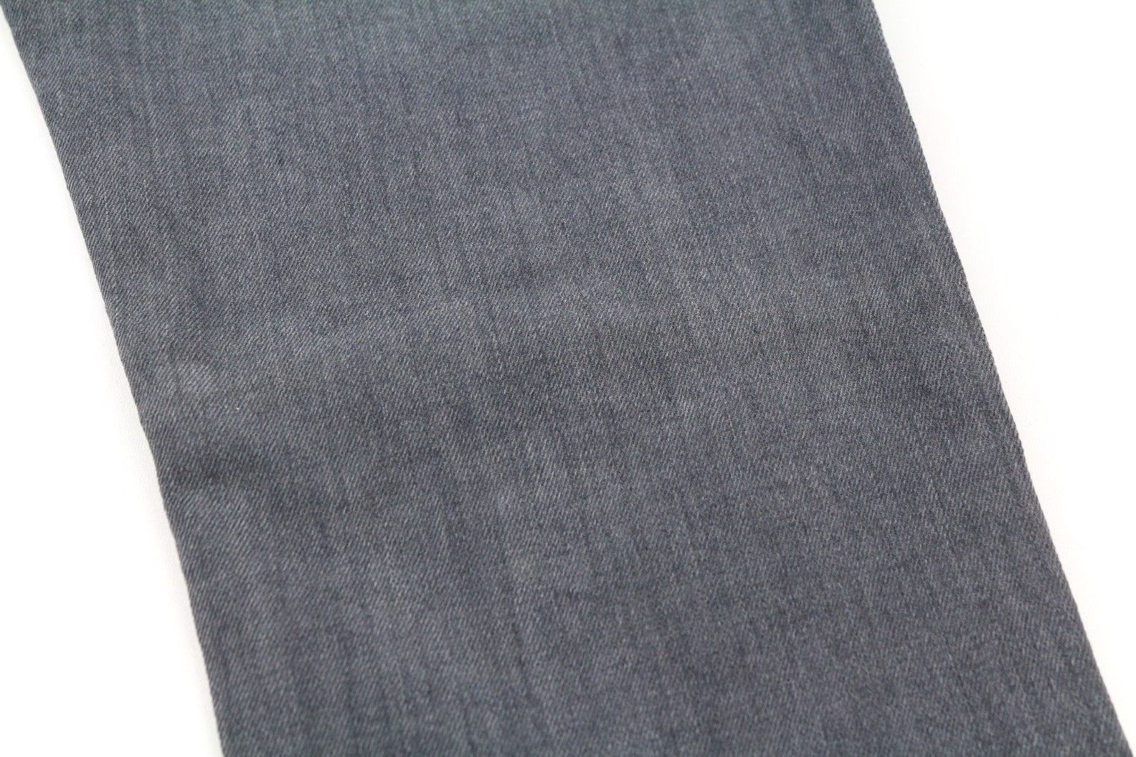 NUDIE JEANS vyriški aptempti ilgi John džinsai W32/L34 tamsiai pilki, ploni, ekologiški džinsai 