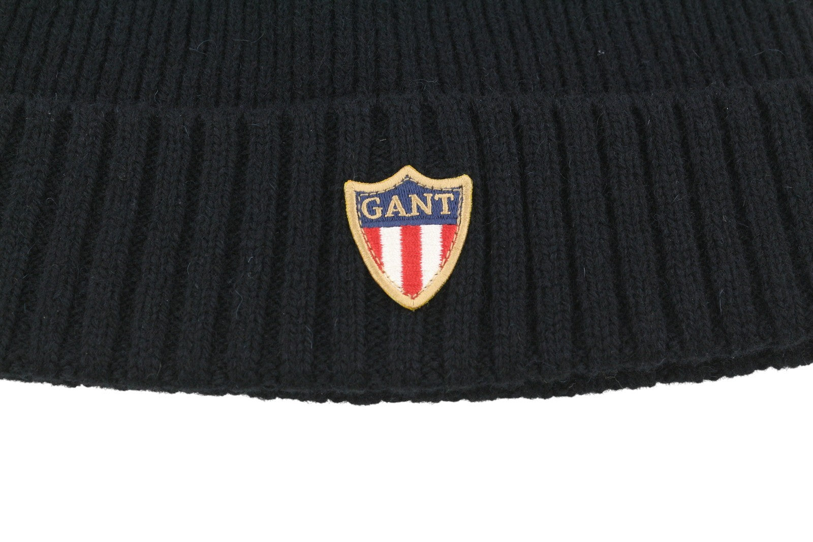 GANT Banner Shield Beanie Men Hat OS Black Wool Tight-Knit Patch Logo Stretch
