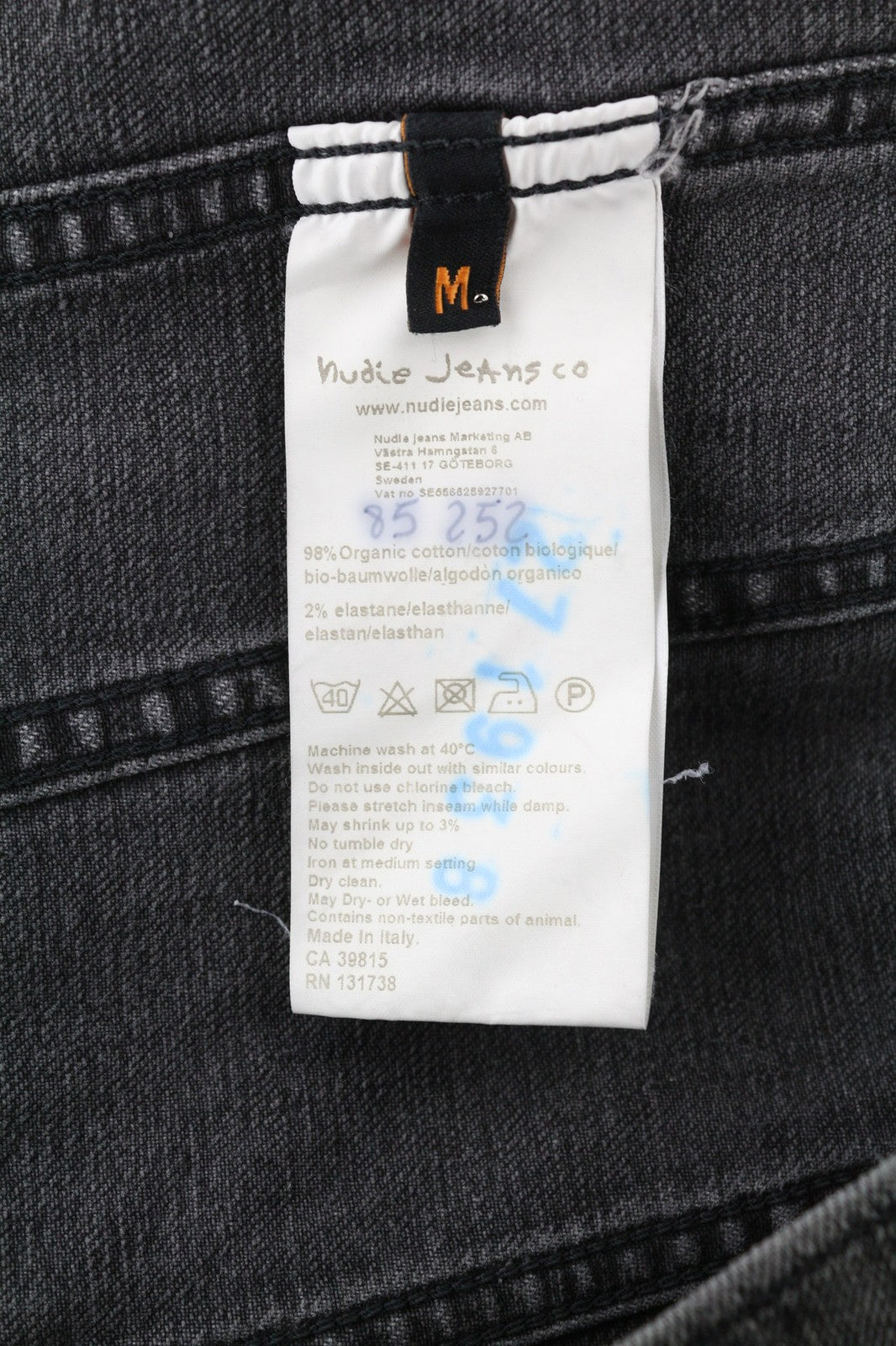 NUDIE JEANS vyriška pilka džinsinė striukė M, skalbtos medvilnės tampri apykaklė, be pamušalo 