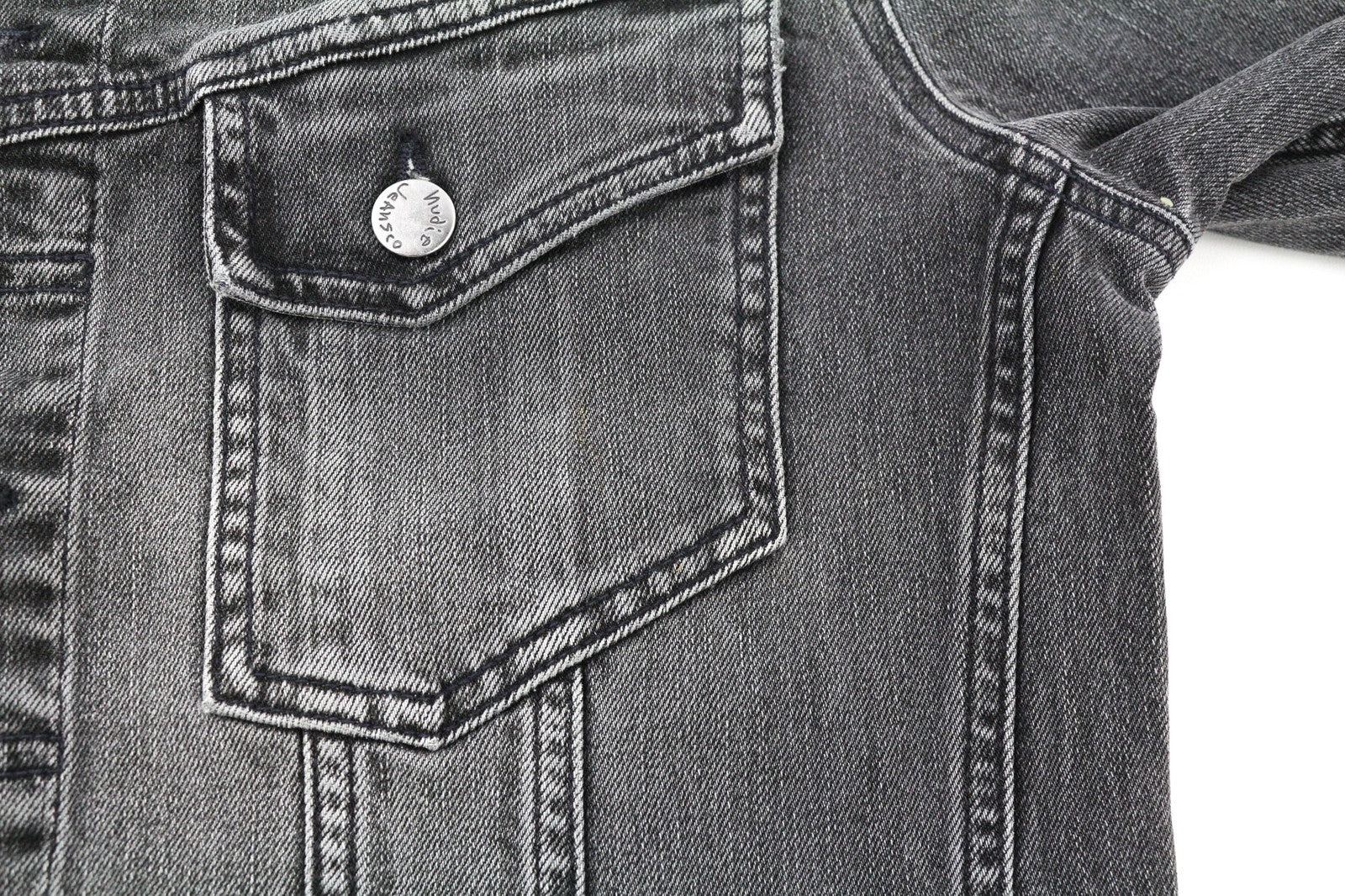 NUDIE JEANS vyriška pilka džinsinė striukė M, skalbtos medvilnės tampri apykaklė, be pamušalo 