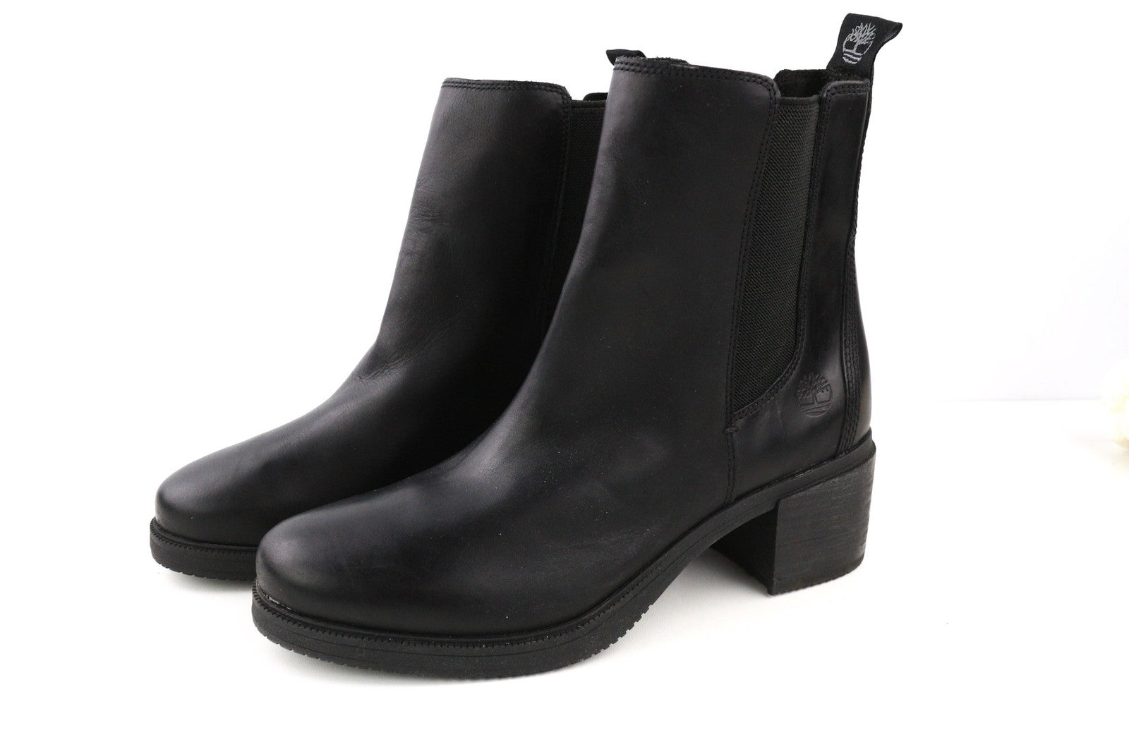 TIMBERLAND A25B1 moteriški juodi odiniai aulinukai su kulnu ir gobtuvu, 39/40 dydis, ReBOTL migdolų nosimi. 