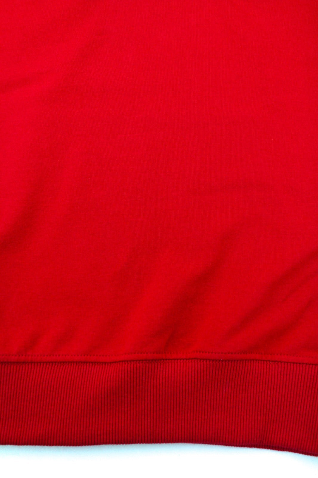 AQUASCUTUM FCIA26 vyriškas raudonas M dydžio džemperis su gobtuvu ir kengūros logotipu bei kišene 