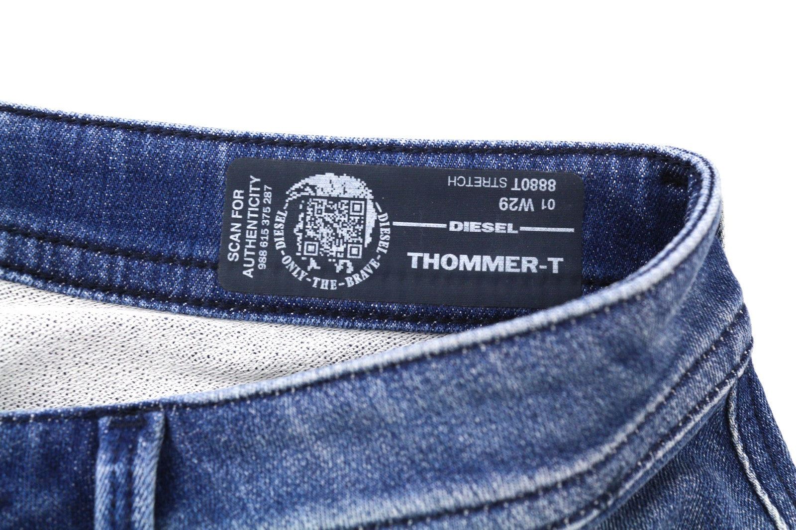 DIESEL Thommer-T 8880T vyriški džinsai W29 Jogg Sweat Distressed Washed Blue 