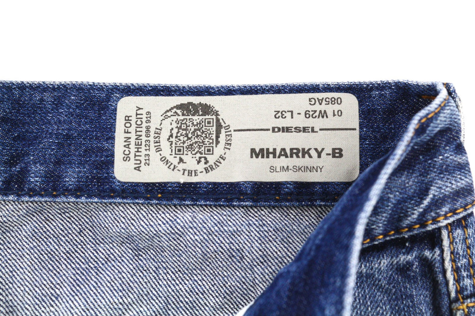 DIESEL Mharky-B 085AG vyriški mėlyni W29/L32 skalbti ploni aptempti grynos medvilnės džinsai 