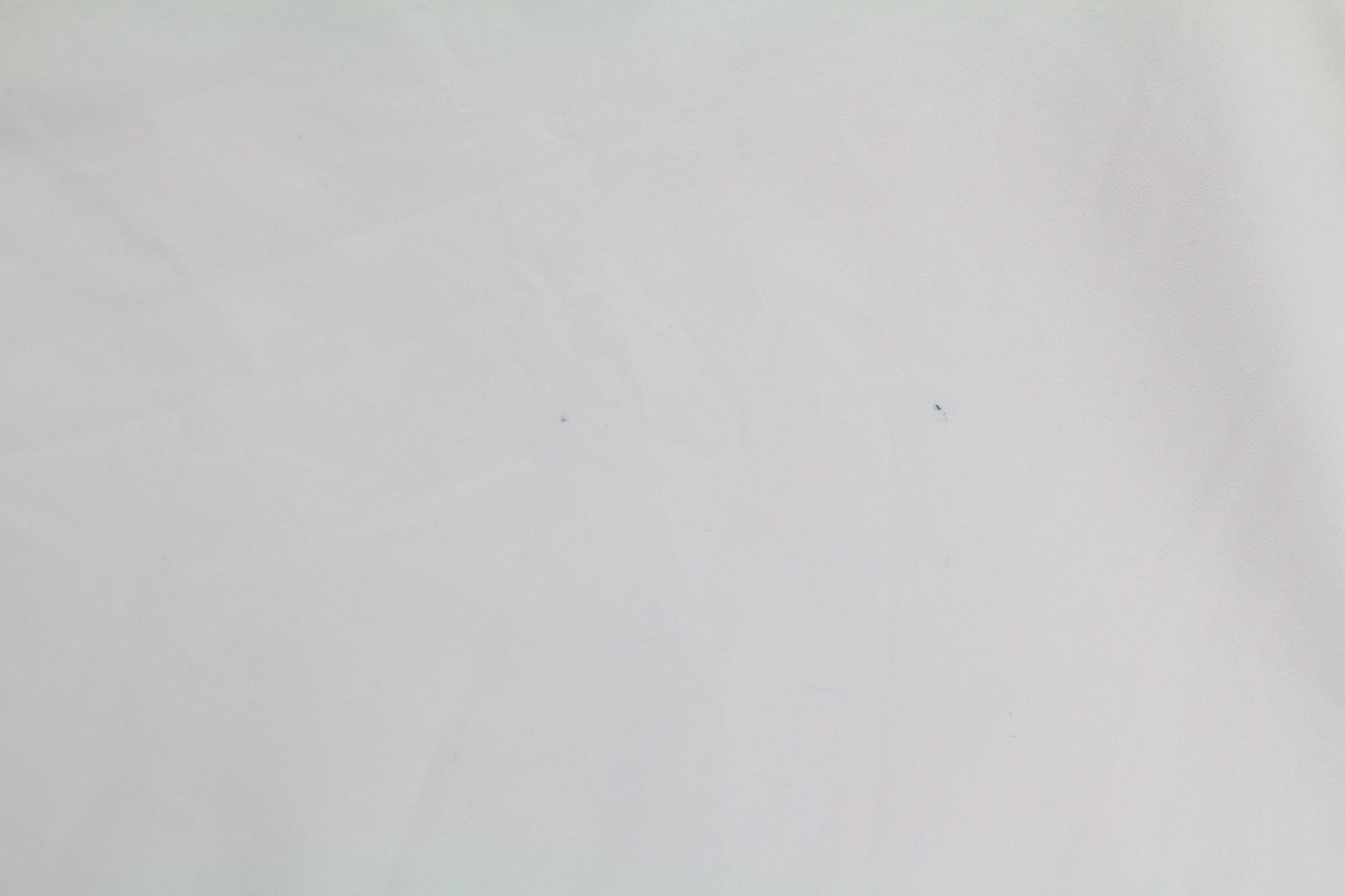 SUISTUDIO Dylan moteriška suknelė UK10 balta medvilninė ilgomis rankovėmis apvali apykakle trumpi logotipai 