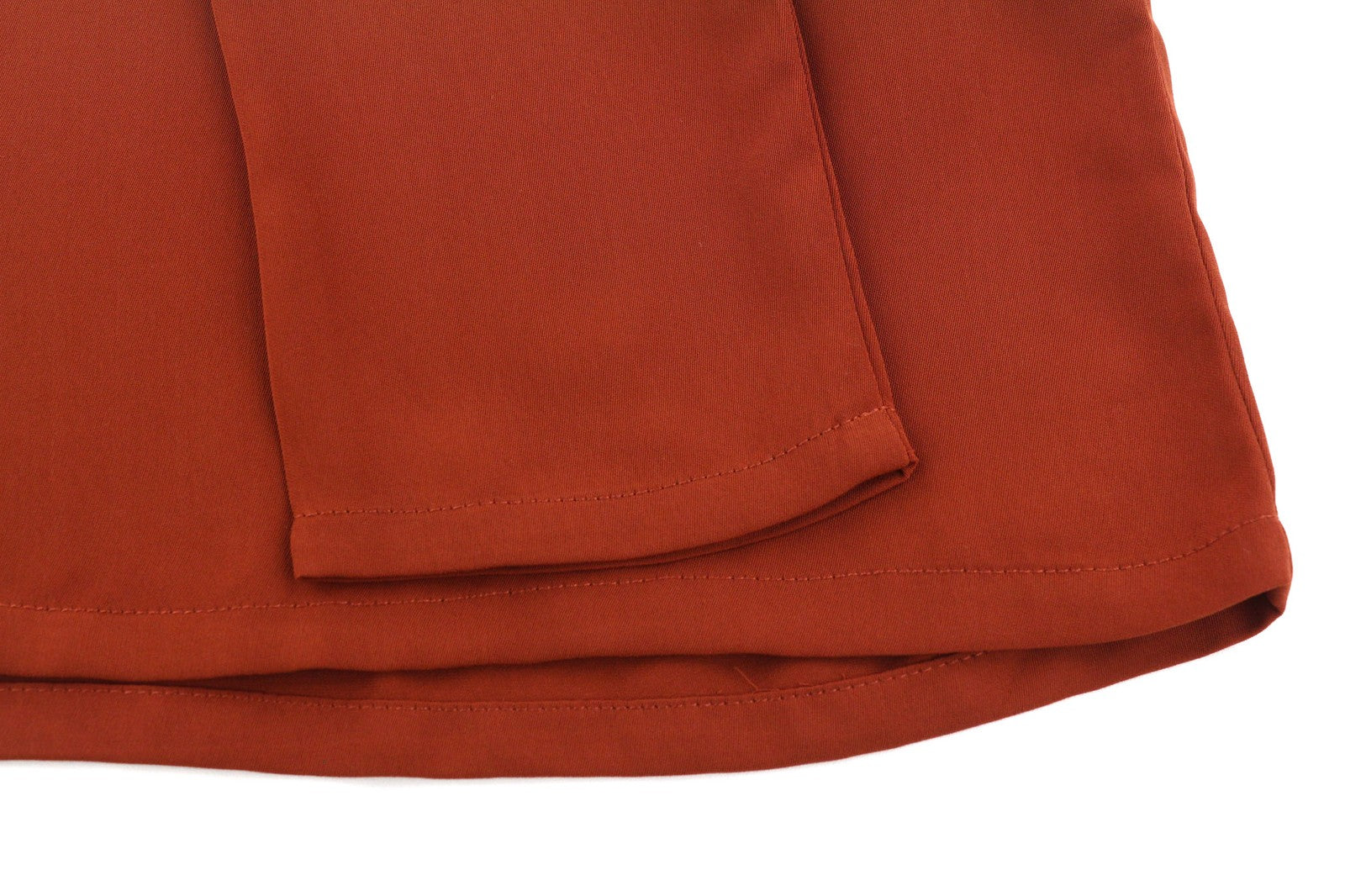 SUPERTRASH Dambi moteriška suknelė, 36 cm, V formos iškirpte, ilgomis rankovėmis, petnešėlėmis, trumpais gobtuvais 