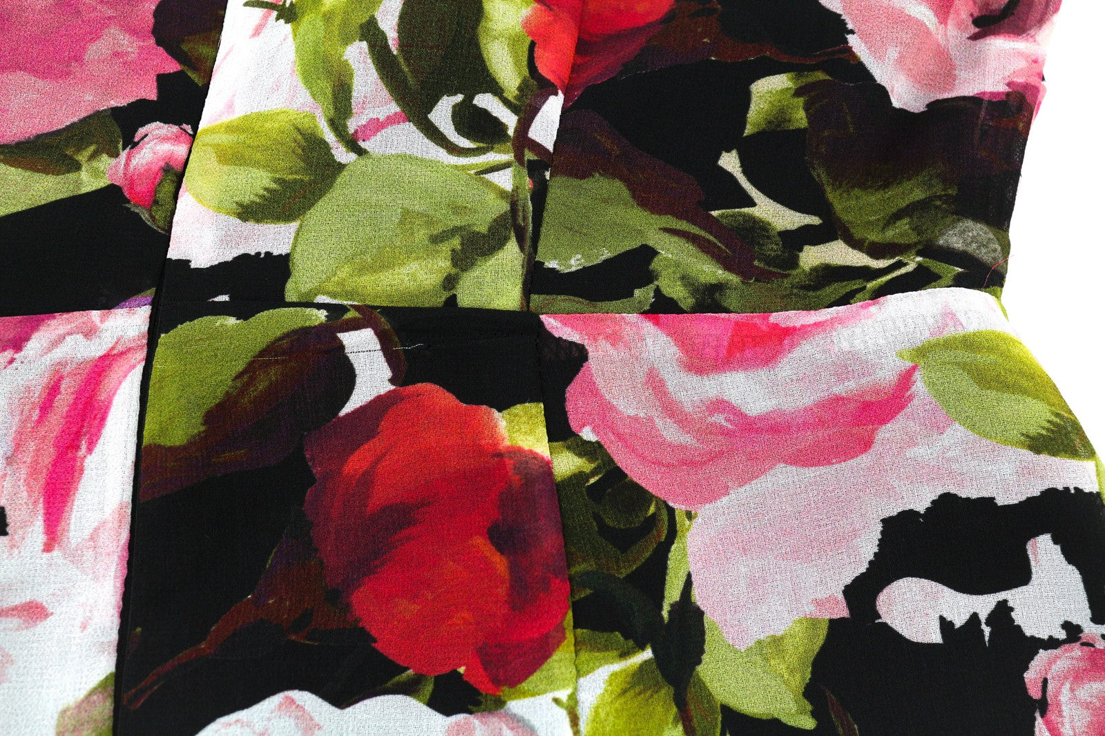 LIU JO Volant moteriška suknelė 40 cm ilgio, gėlėta, V formos iškirpte, ilgomis rankovėmis, su pamušalu ir užtrauktuku. Trumpi logotipo užsegimai. 