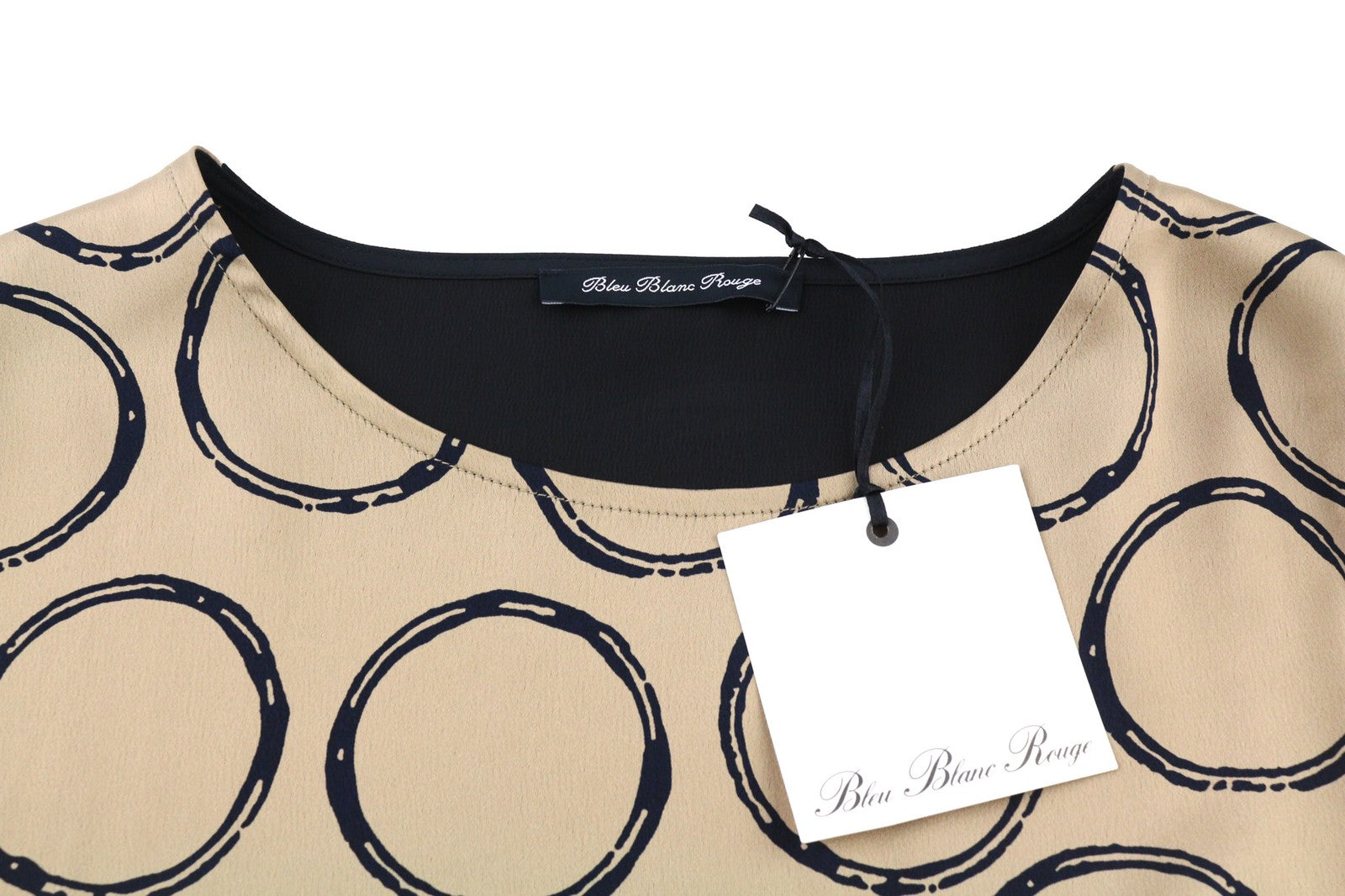 BLEU BLANC ROUGE Magie moteriška suknelė S smėlio spalvos, 3/4 rankovėmis, apvalia iškirpte, raštuota trumpa suknelė 