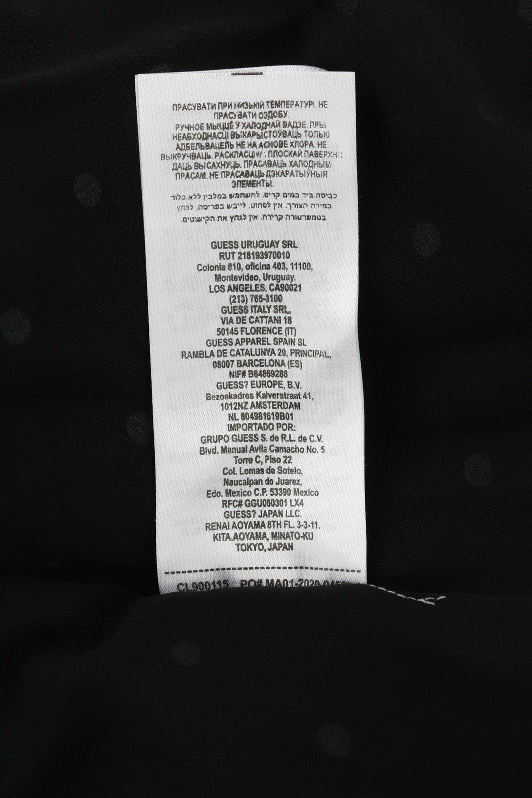 GUESS moteriška suknelė M juodai balta V formos iškirpte ilgomis rankovėmis su taškeliais ir pamušalu midi logotipu 