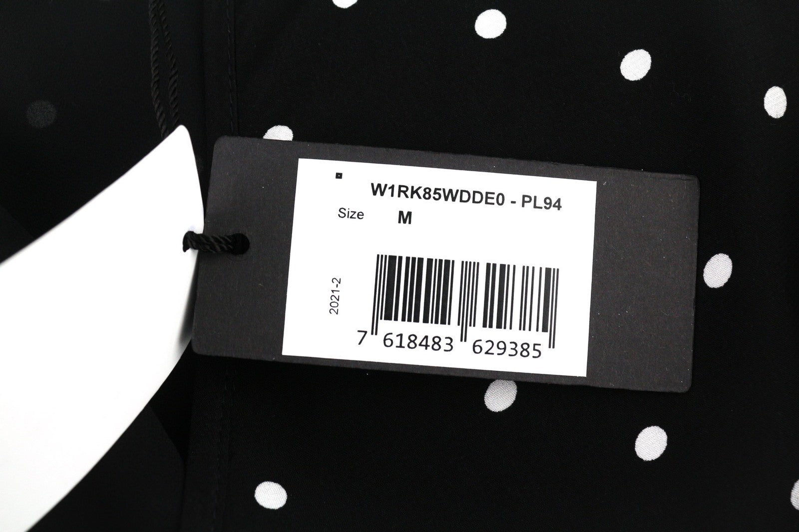 GUESS moteriška suknelė M juodai balta V formos iškirpte ilgomis rankovėmis su taškeliais ir pamušalu midi logotipu 