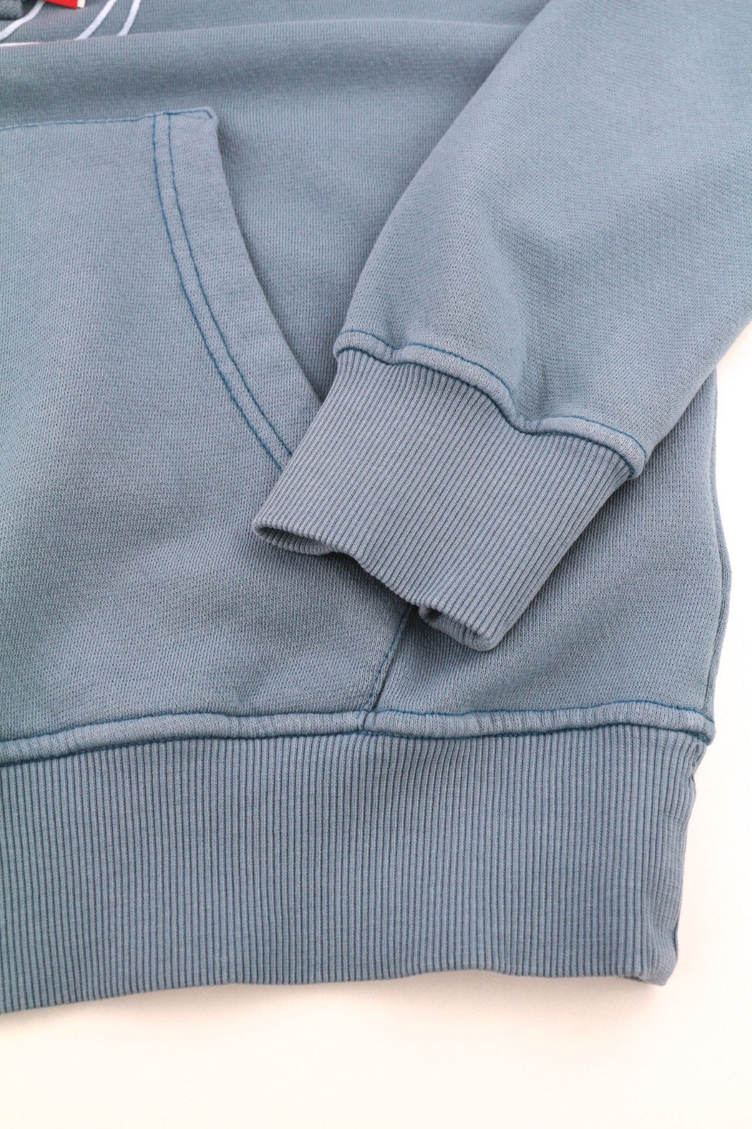 DIESEL S-Ginn-Hood vyriškas džemperis su gobtuvu S mėlynos spalvos su gobtuvu ir kengūros dirželiu, megztinis su medvilniniu logotipu. 