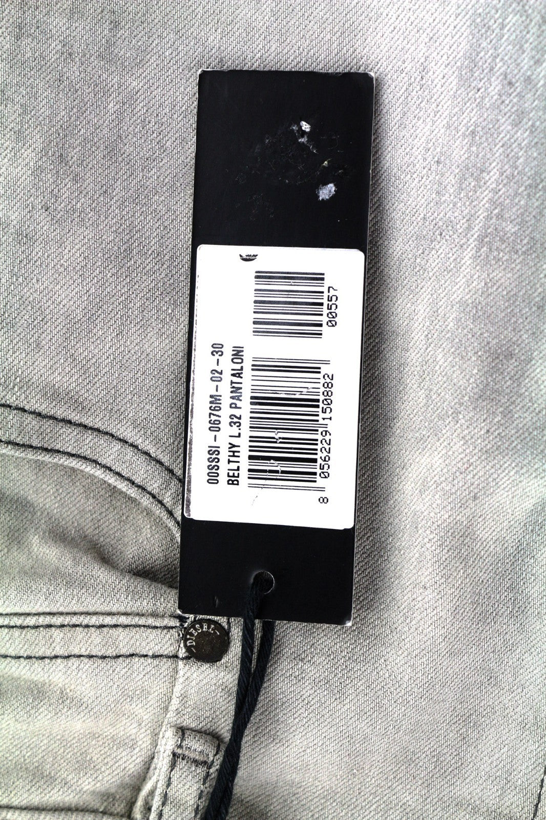 DIESEL Belthy 0676M Women's Jeans W30/L32 D.N.A. Slim Straight Stretch RRP180