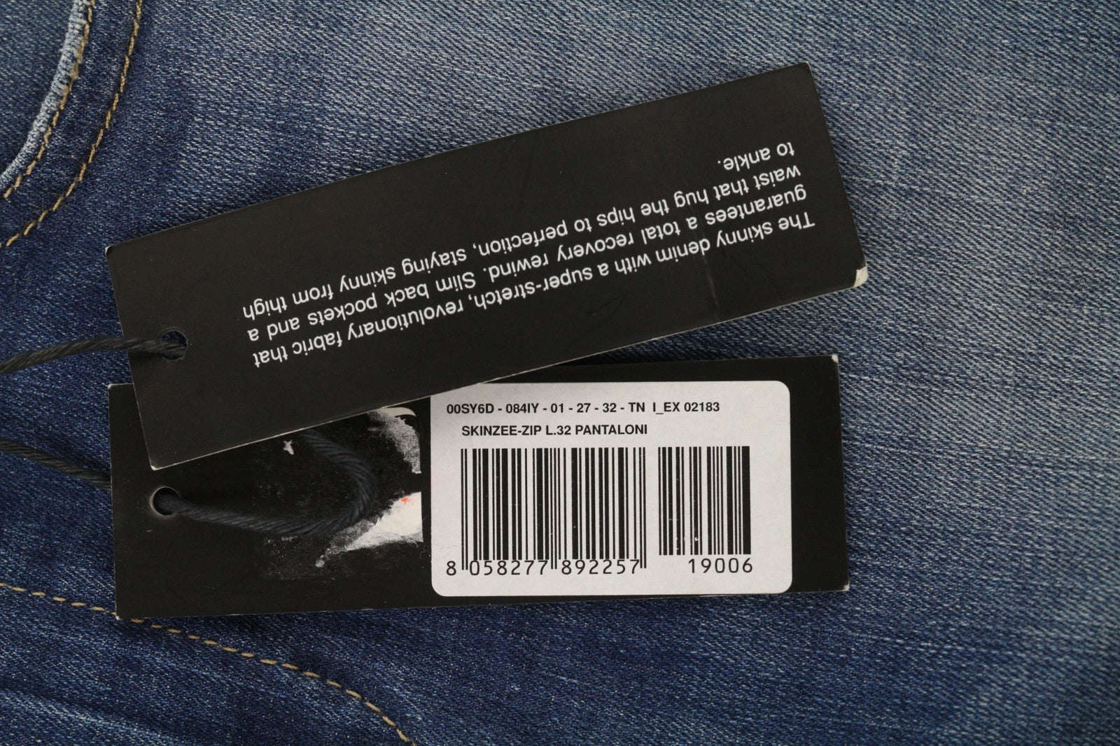 DIESEL Skinzee-Zip 084IY Women's Jeans W27/L32 Super Skinny Regular Waist