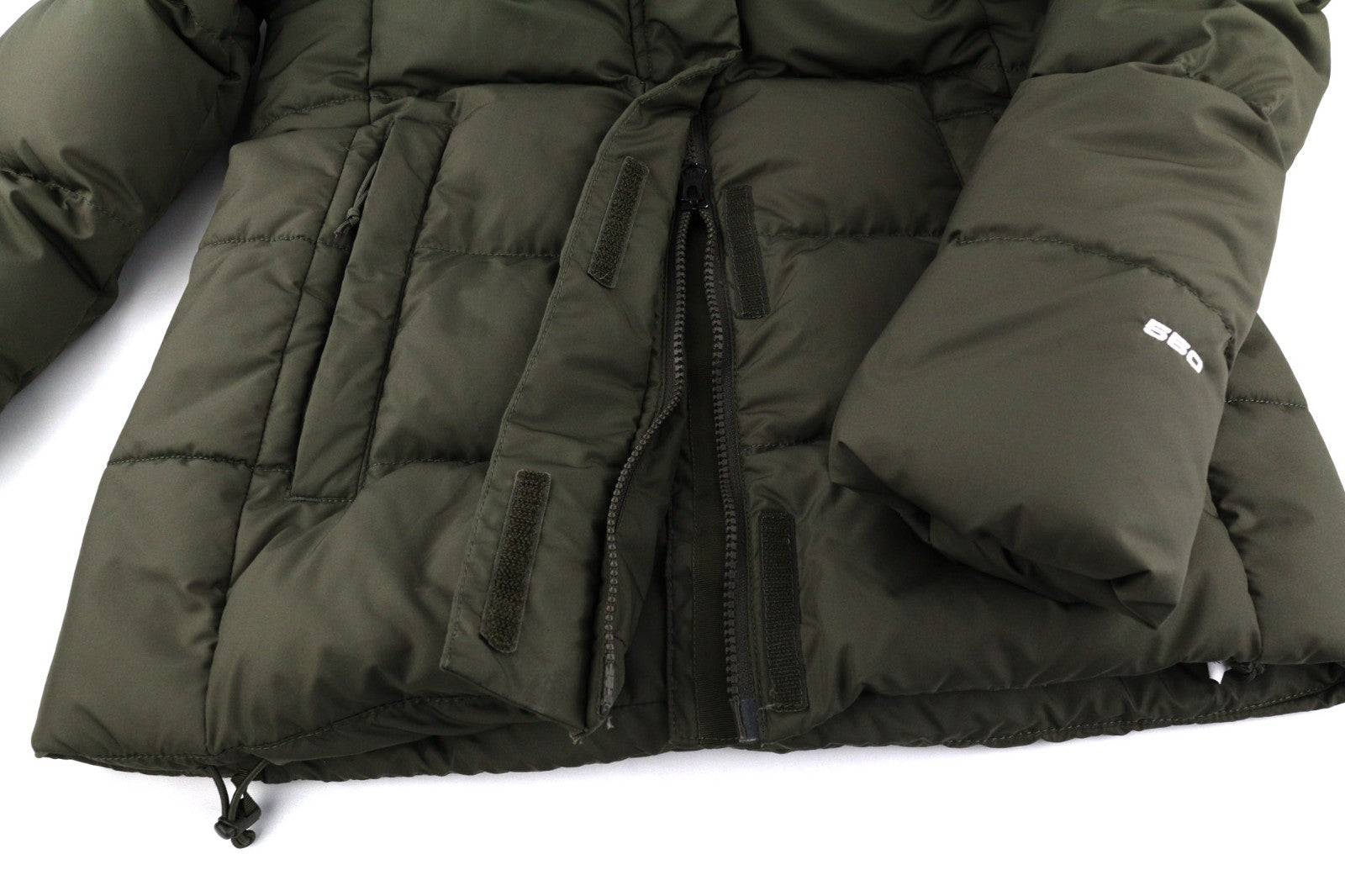 THE NORTH FACE Gotham moteriška striukė S Khaki 550 pūkinė su gobtuvu ir dygsniuota 