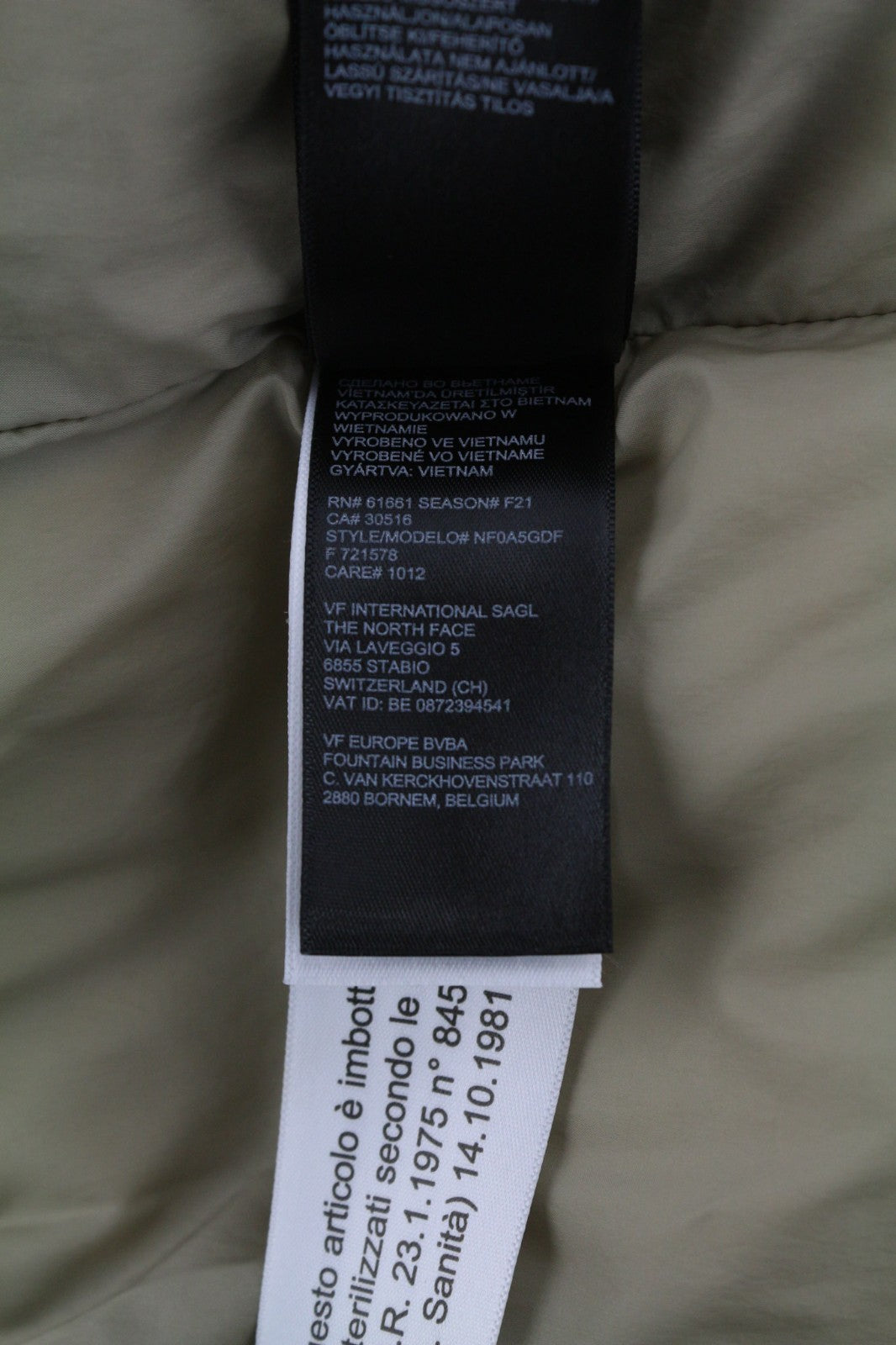 THE NORTH FACE Men's Jacket M Beige 700 Down Hooded Quilted Puffer Logo