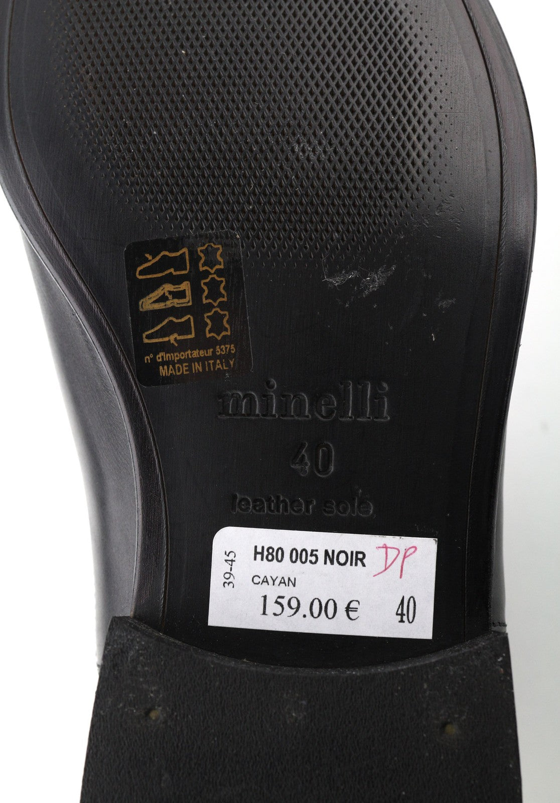 MINELLI Cayan vyriški aulinukai, juodos spalvos, UK6.5, EU40, veršiuko odos, kvadratinės nosies, užtraukiami, su kulkšnies užtrauktuku. 