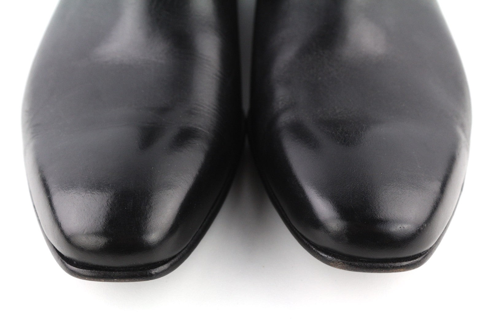 MINELLI Cayan vyriški aulinukai, juodos spalvos, UK6.5, EU40, veršiuko odos, kvadratinės nosies, užtraukiami, su kulkšnies užtrauktuku. 