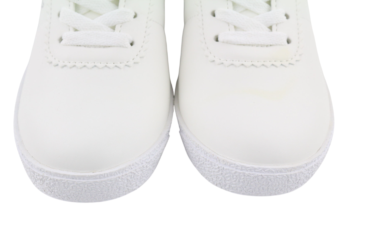 GUESS moteriški sportbačiai UK3 EU36 šviesiai balti, žemi, suvarstomi šone su logotipu 