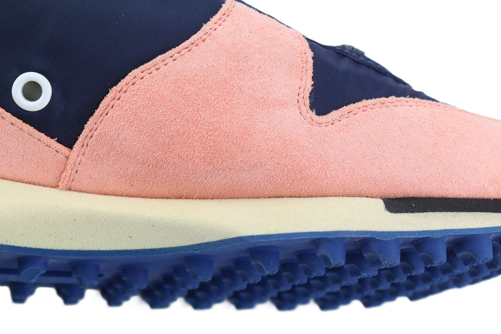 „GOLDEN GOOSE Starland“ moteriški sportbačiai, 39 dydžio, violetinės ir rožinės spalvos, odiniai, žemapadžiai, su raišteliais. 