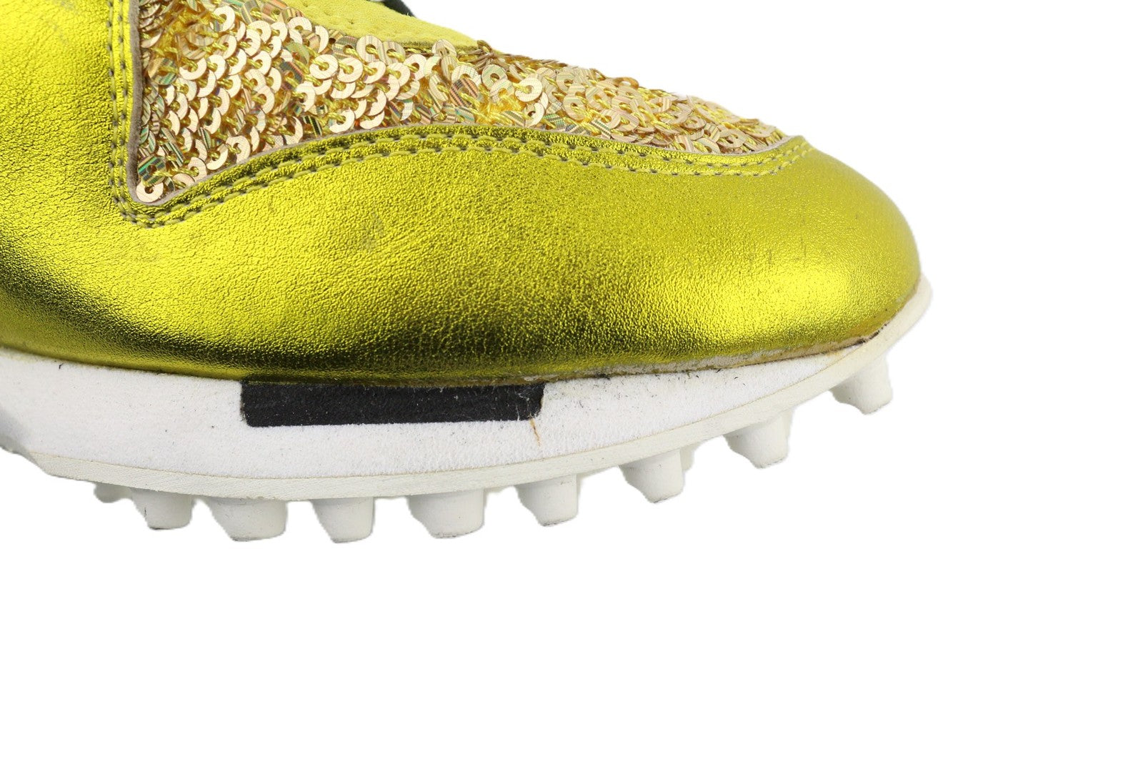 „GOLDEN GOOSE Starland“ moteriški sportbačiai, 39 m., auksinės odos, blizgučiais puošti laisvalaikio bateliai. 