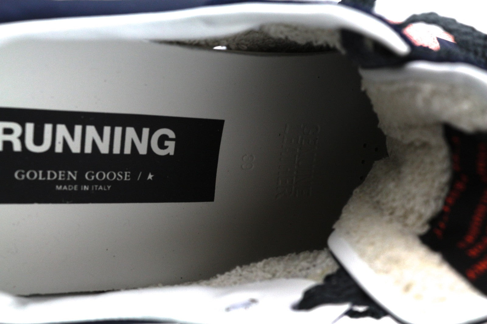 „GOLDEN GOOSE“ bėgimo bateliai moterims, 39 m., violetinės ir rožinės spalvos, odiniai, žemakulniai, su raišteliais. 