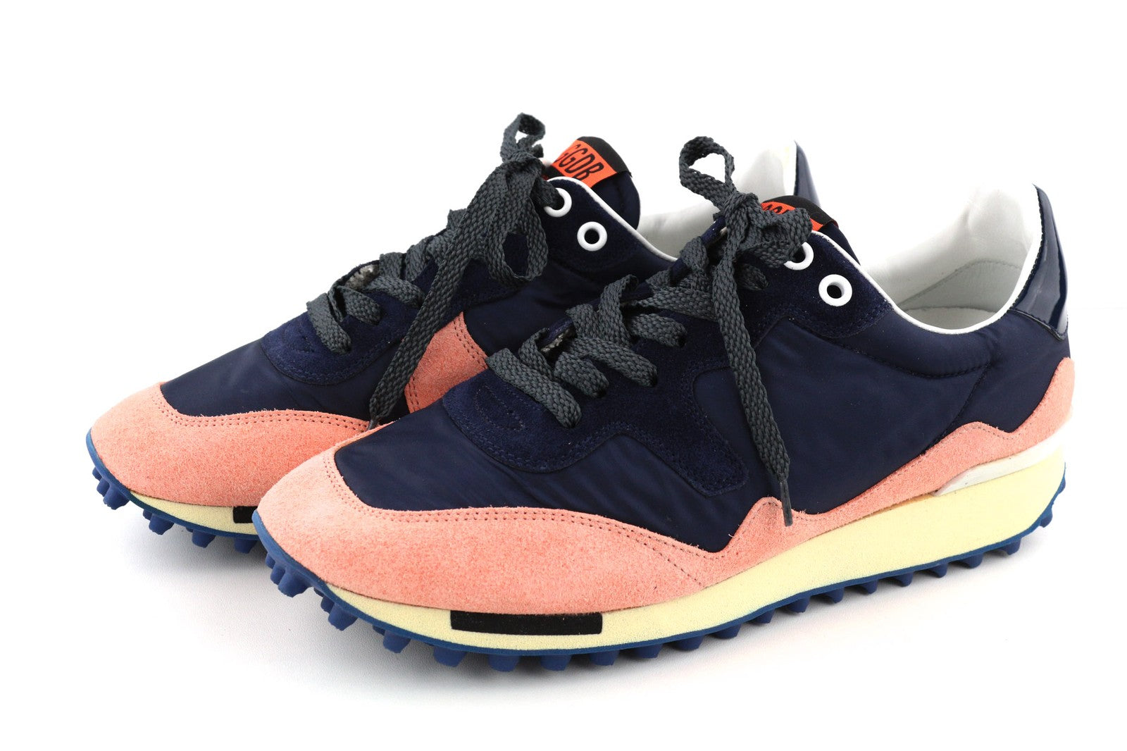 „GOLDEN GOOSE“ bėgimo bateliai moterims, 39 m., violetinės ir rožinės spalvos, odiniai, žemakulniai, su raišteliais. 