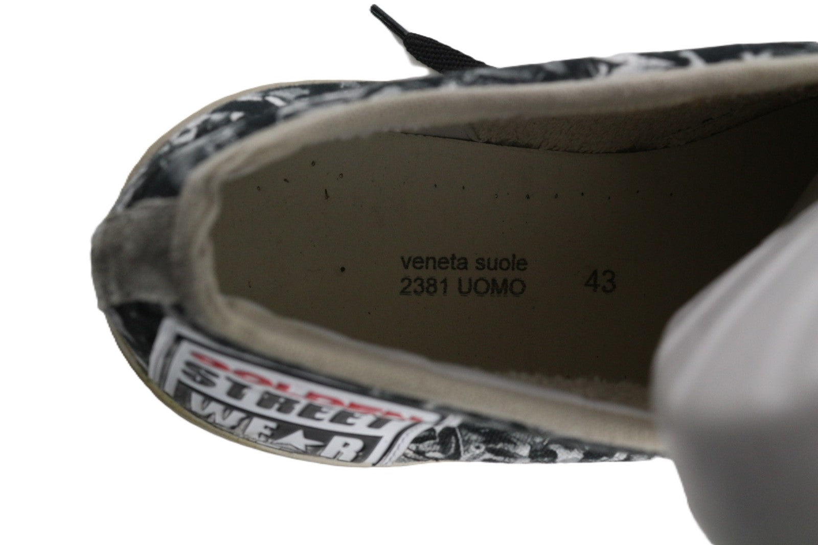 „GOLDEN GOOSE“ aukštos klasės vyriški sportbačiai, pilki, raštuoti, sendinti, suvarstomi 