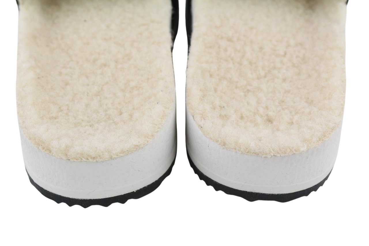 GOLDEN GOOSE Poolstar moteriškos šlepetės, 39 cm, baltos, smėlio spalvos, dirbtinio kailio, įsispiriamos. 