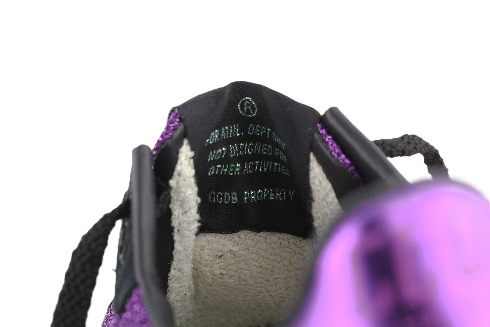 „GOLDEN GOOSE“ bėgimo bateliai moterims, 39 dydžio, violetiniai juodi, odiniai, blizgantys sportbačiai. 