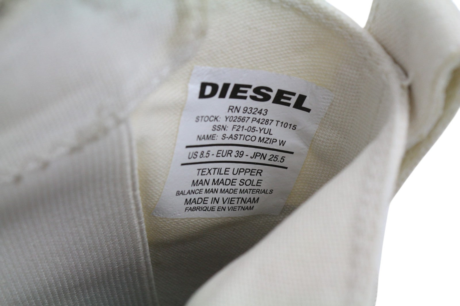 DIESEL S-Astico moteriški sportbačiai, balti, aukštakulniai, su raišteliais ir užtrauktuku, 39 € (RRP180) 