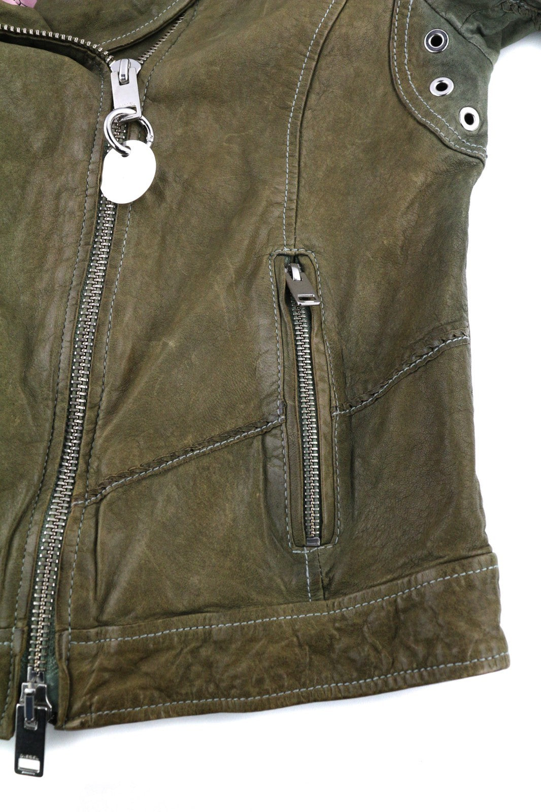 DIESEL R-Sery moteriška striukė L dydžio ėriuko odos asimetrinė užtrauktuku su įpjova apykakle 