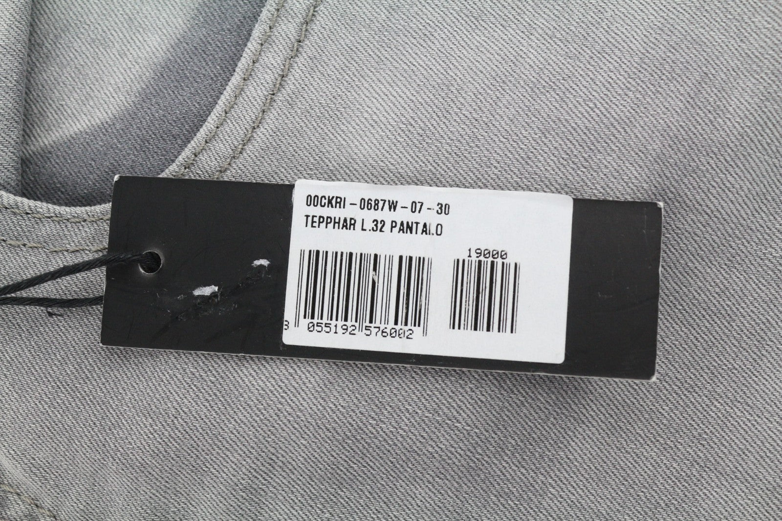 DIESEL Tepphar 0687W Men's Jeans W30/L32 Grey Slim Carrot Stretch Ripped Look