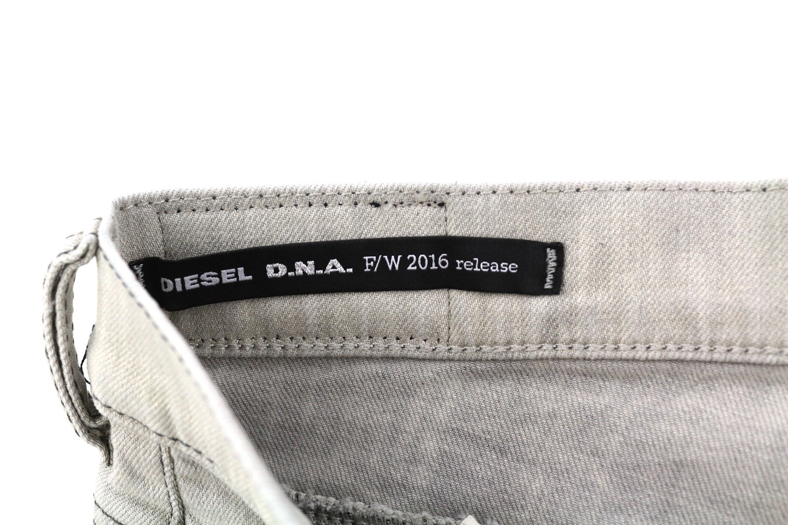 DIESEL D.N.A. Belthy 0676M Women's Jeans W29/L32 Straight Slim Low Waist RRP180