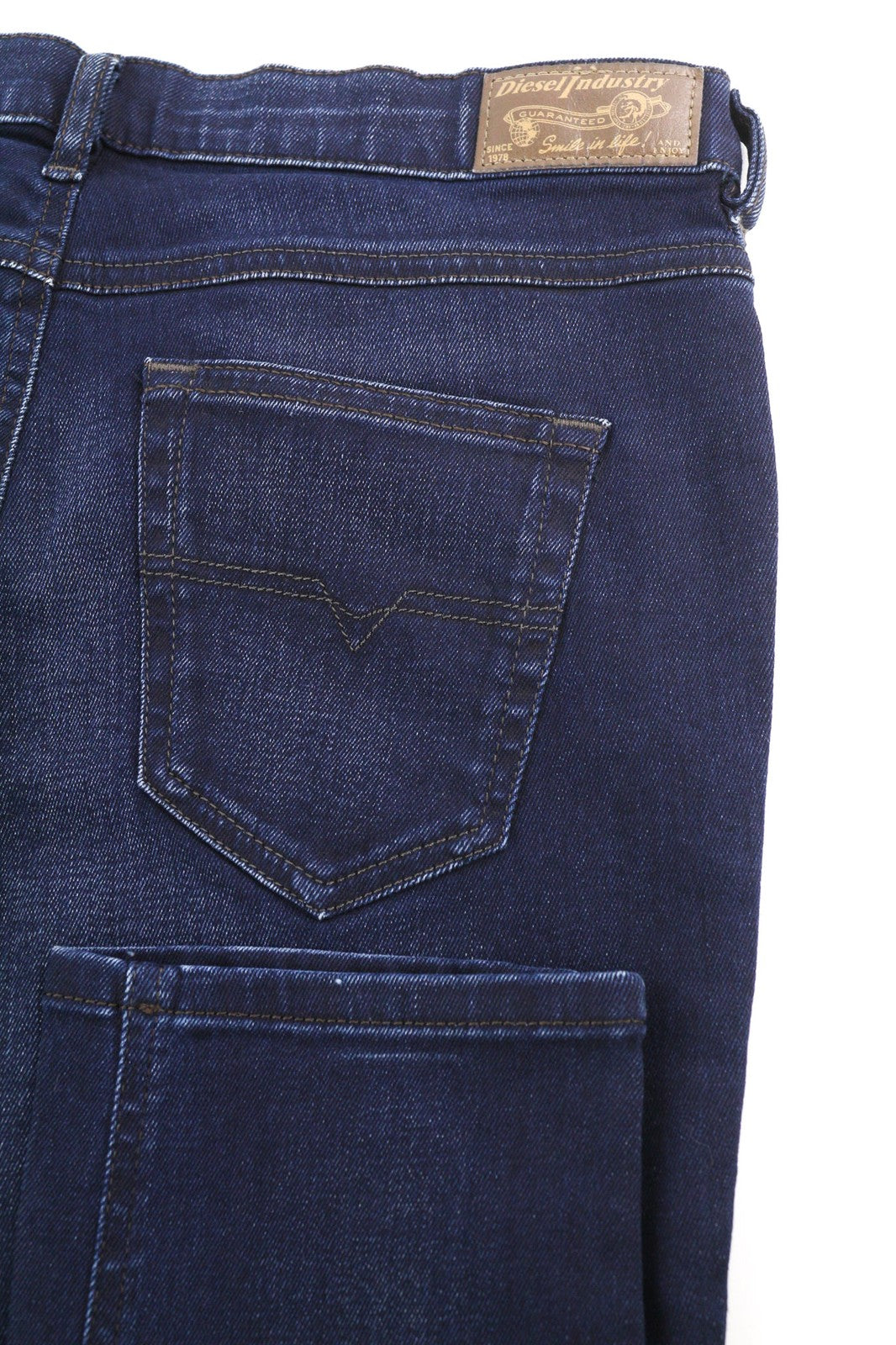 DIESEL Belthy 0677J Women's Jeans W25/L32 Slim Straight Stretch Low Waist Blue