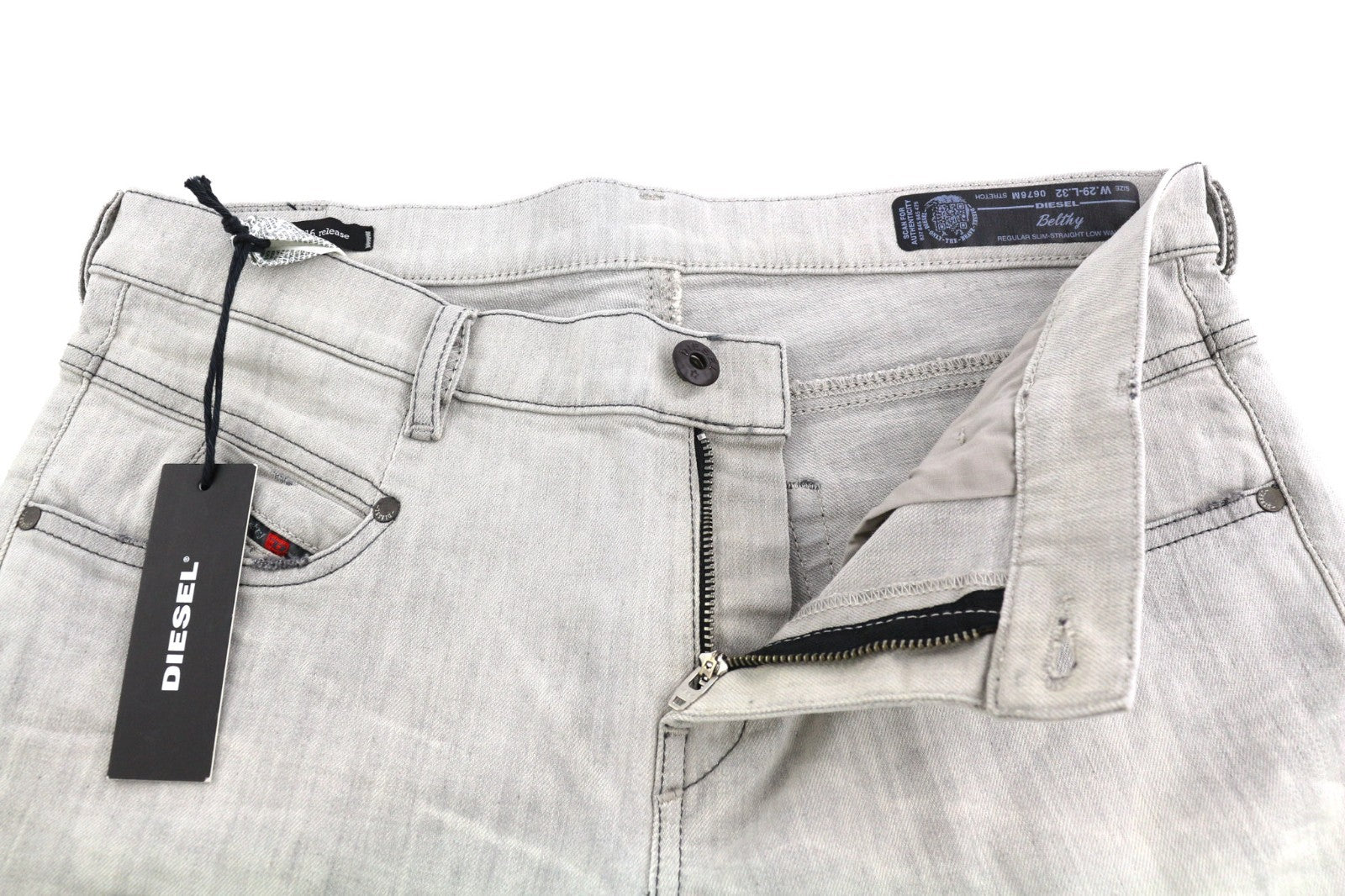 DIESEL D.N.A. Belthy 0676M Women's Jeans W29/L32 Low Waist Slim Straight RRP180